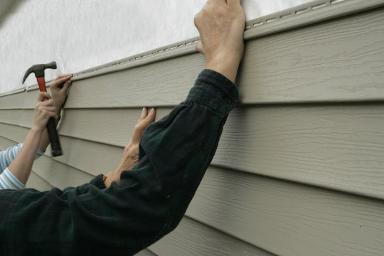 Siding Installation & Repair